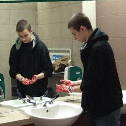 xclue_soap_tumb.jpg.pagespeed.ic.zDkivc1FiX.jpg