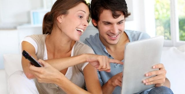 xmultischermo2.jpg.pagespeed.ic.Jklt5lrdi-.jpg
